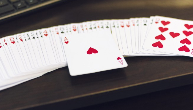Tindakan yang Harus Dilakukan Saat Kartu Poker Mati